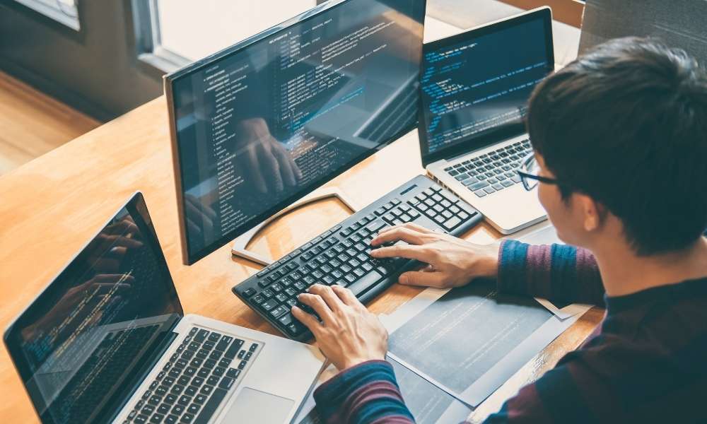 Advanced Community Development Software